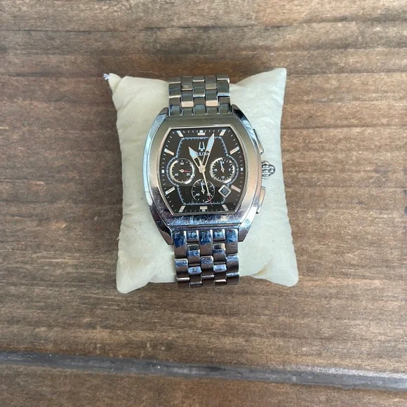 Watch Bulova 96a257 新品】BULOVA Curv 96A257 Herrenchronograph